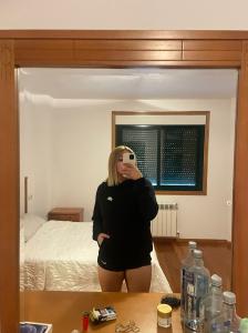 604230270: Chica busca chico en Pontevedra