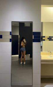 624522375: Chica busca chico en Madrid