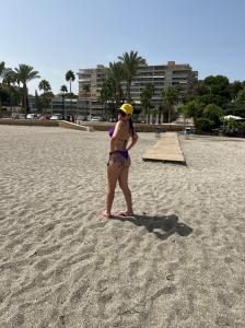 641022154: Chica busca chico en Cuenca