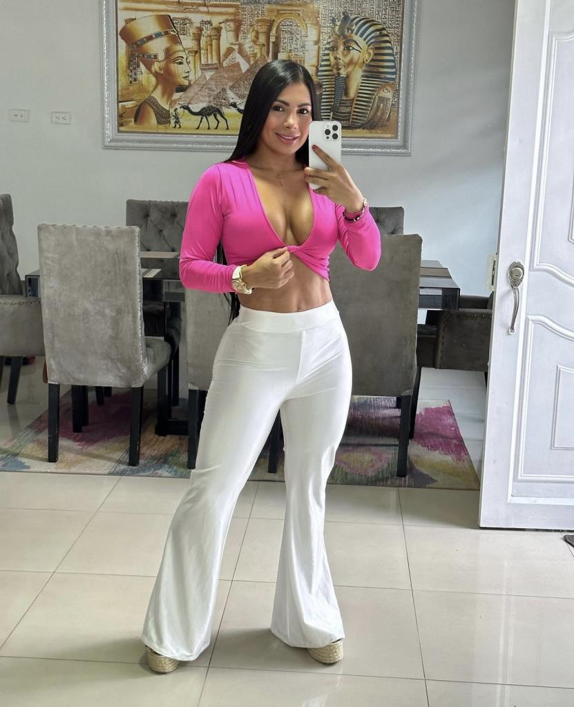 643550824: Chica busca chico en Murcia