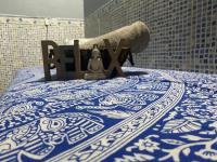 604866430: Chica busca chico en Madrid