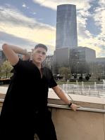 662902820: Chico busca chica en Sevilla