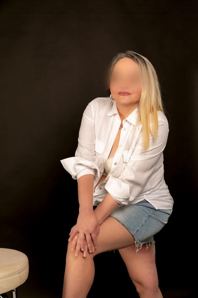 624673468: Chica busca chico en Madrid