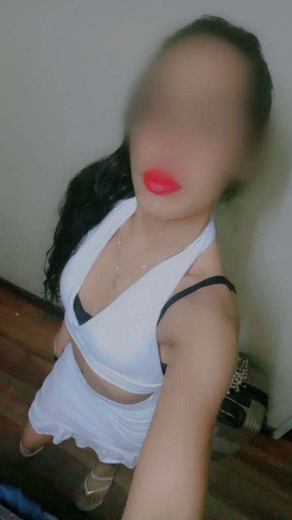697510706: Chica busca chico en Cádiz