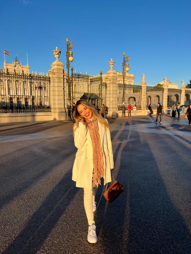 Chica busca chico en Alicante: 