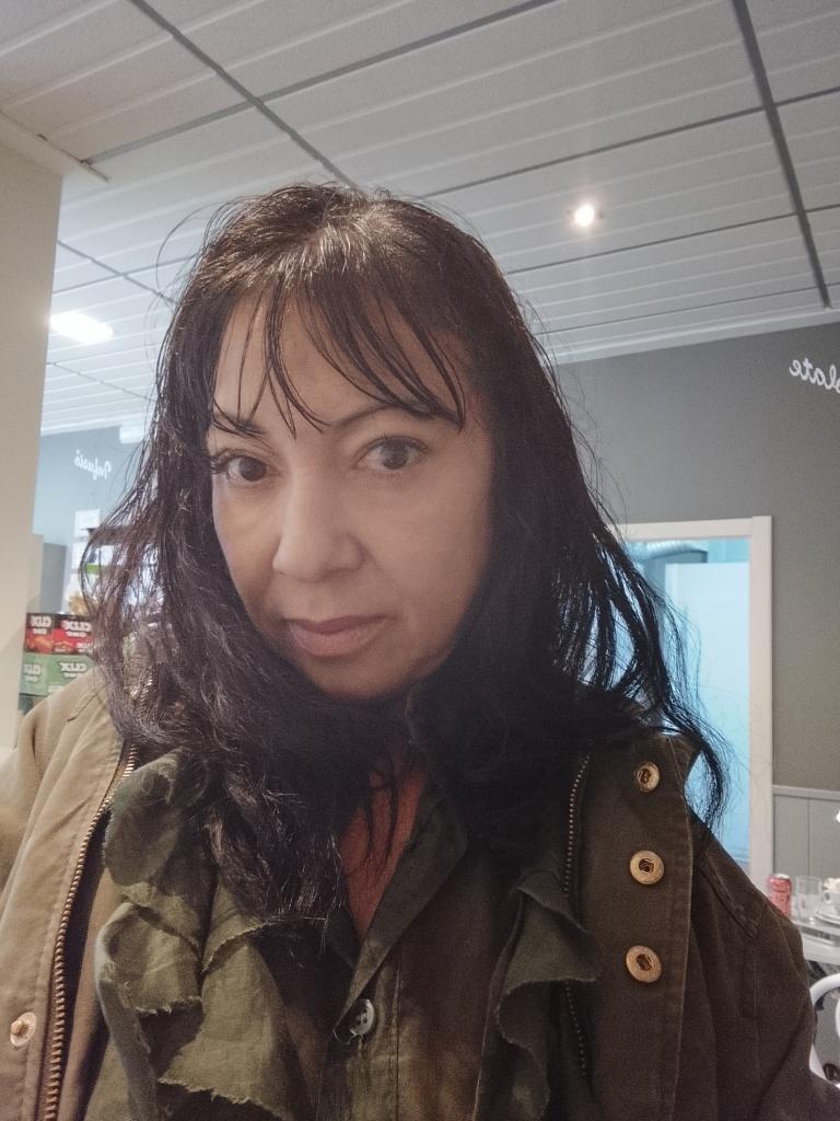 644579604: Chica busca chico en Valencia