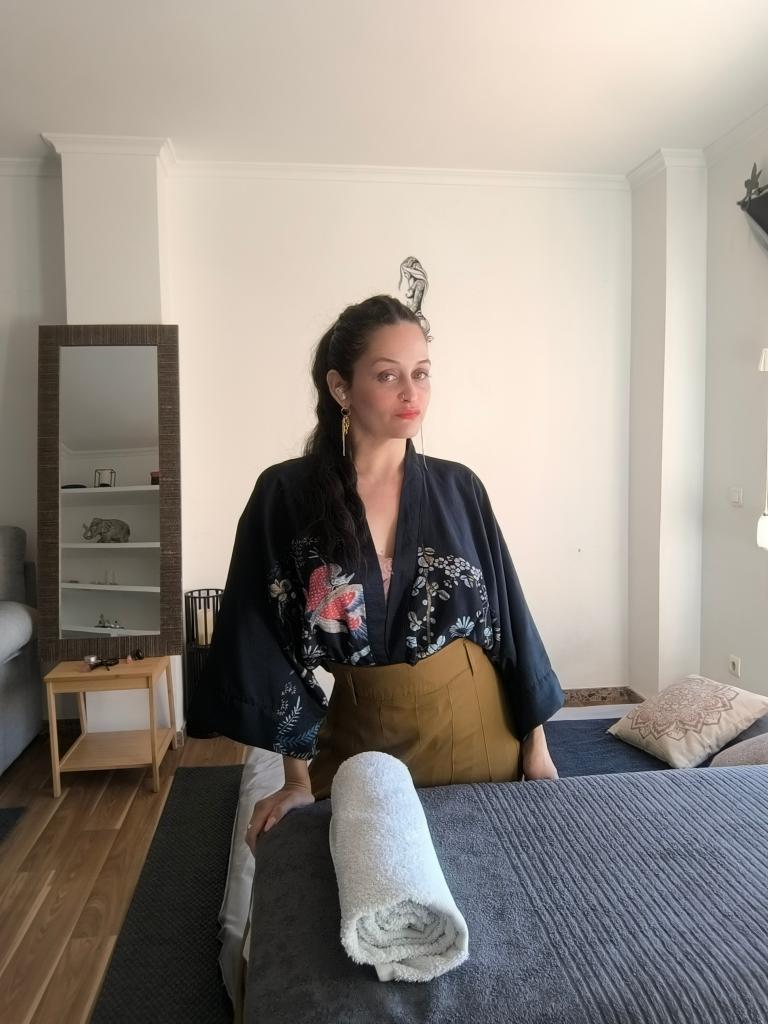 670869873: Chica busca chico en Valencia