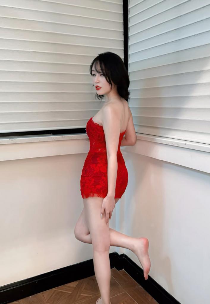 688596231: Chica busca chico en Barcelona