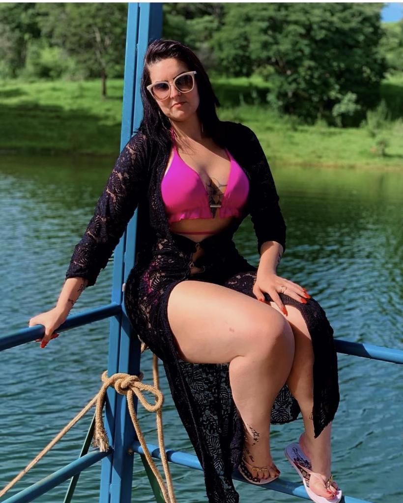 Chica busca chico en Almería: 