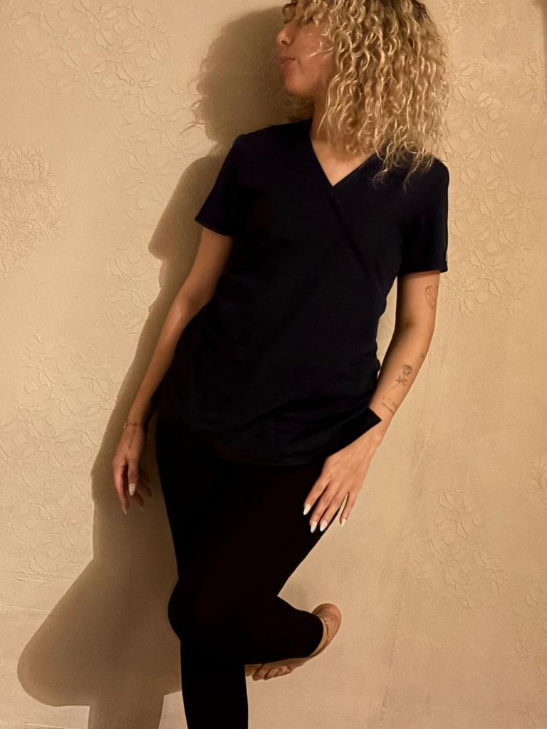 667559427: Chica busca chico en Barcelona