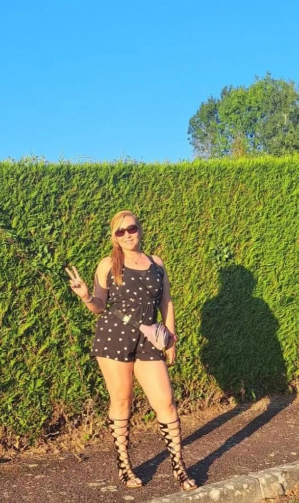 632162147: Chica busca chico en Barcelona