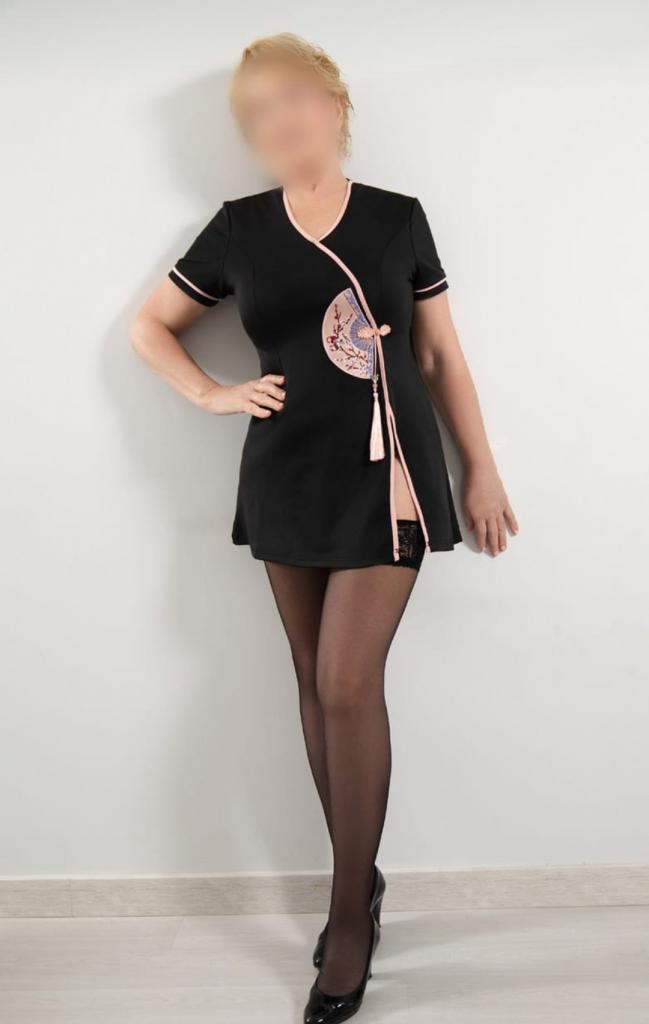 653354394: Chica busca chico en Gerona