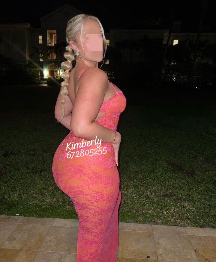 Chica busca chico en Tenerife: 