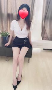 617298383: Chica busca chico en Madrid