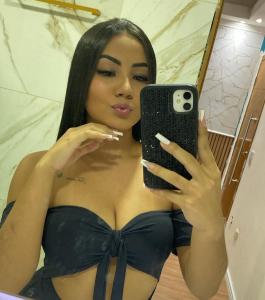 670868212: Chica busca chico en Navarra