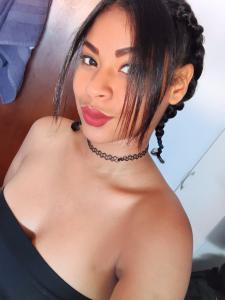 633497435: Chica busca chico en Castellón