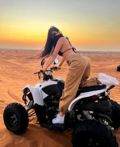 658976542: Chica busca chico en Madrid