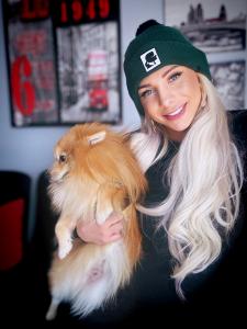 680538158: Transexual en Navarra