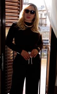 643946645: Chica busca chico en Lérida