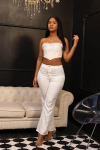 676177673: Chica busca chico en Barcelona