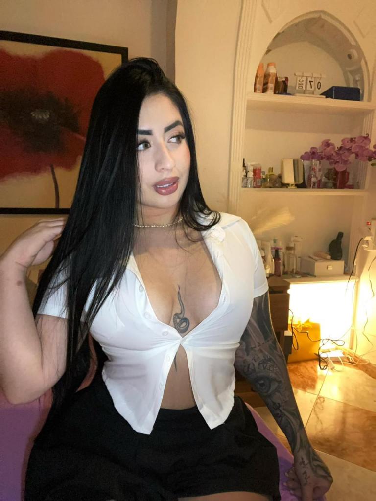 643835752: Chica busca chico en Granada