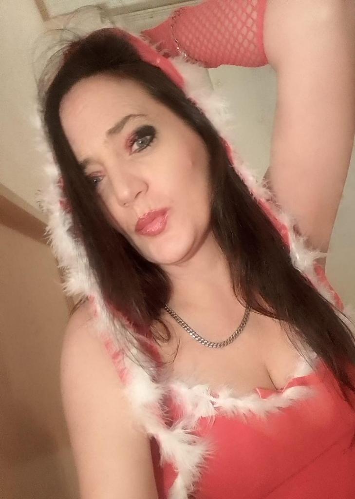 635303303: Chica busca chico en Madrid