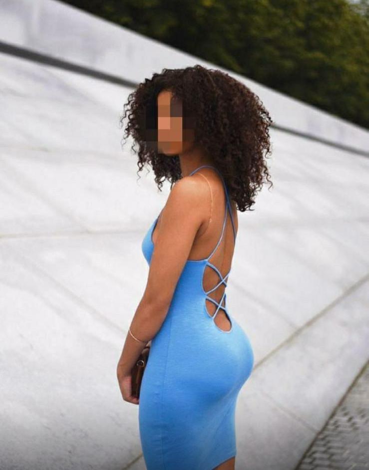 Chica busca chico en Barcelona: 