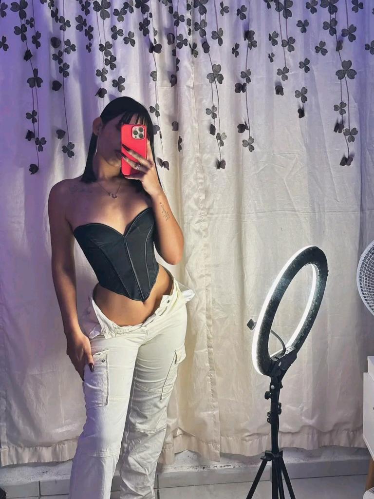 633258047: Chica busca chico en Las Palmas