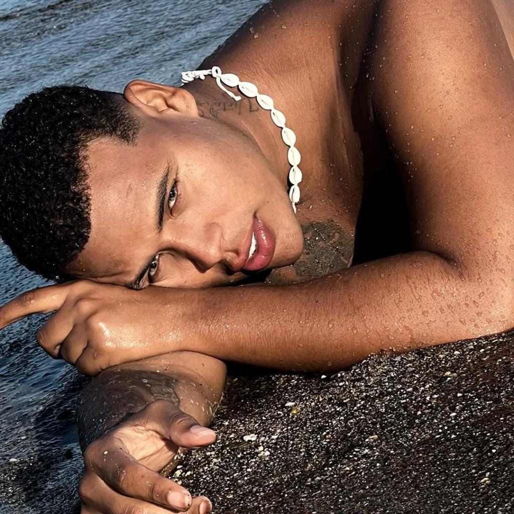 623567892: Chico busca chica en Huelva