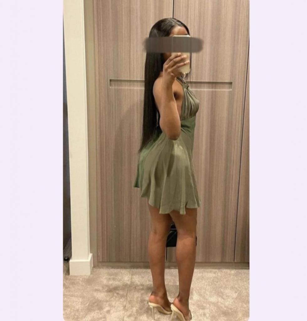 621395281: Chica busca chico en Almería