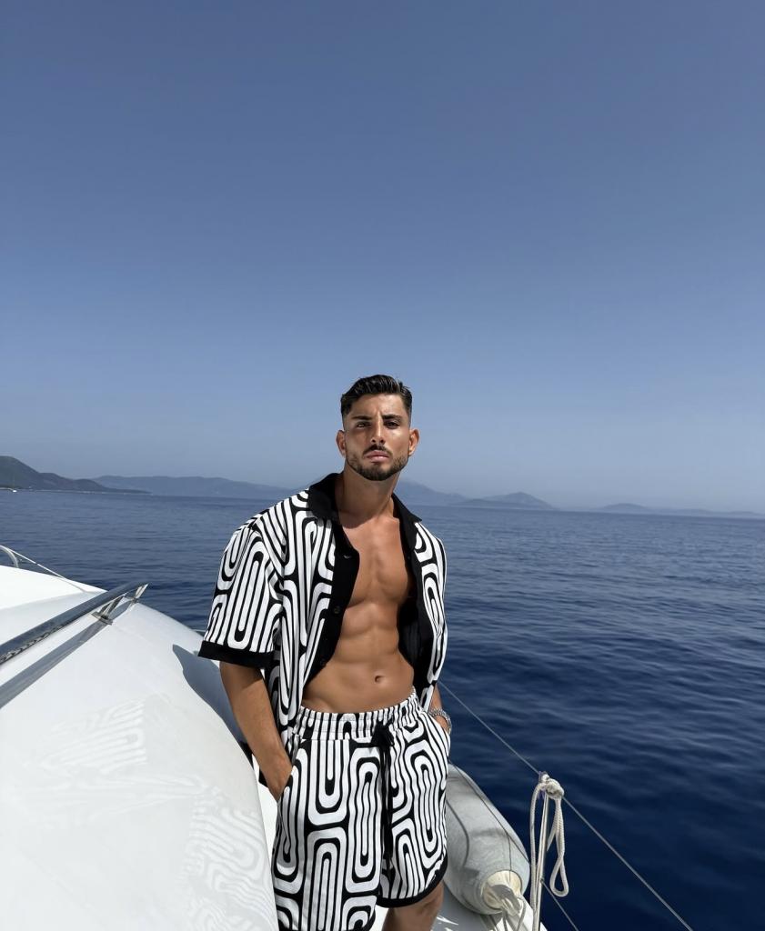 Chico busca chica en Málaga: 