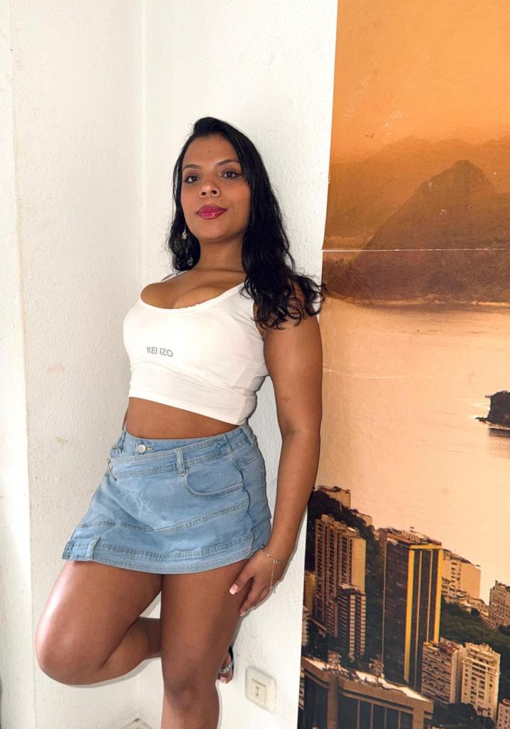 Chica busca chico en Tenerife: 