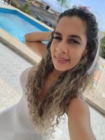 664238681: Chica busca chico en Málaga