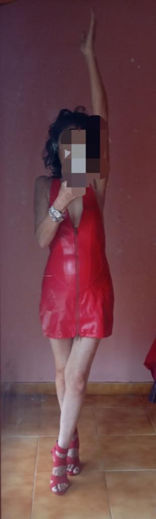 605527038: Chica busca chico en León