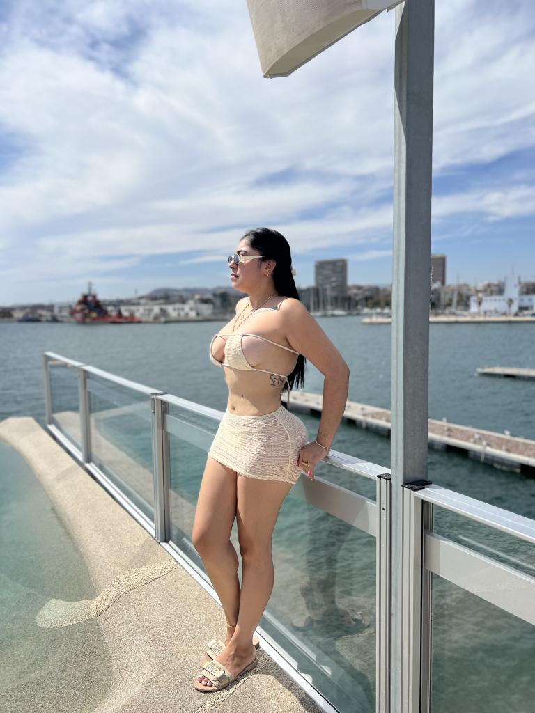 624670851: Chica busca chico en Alicante