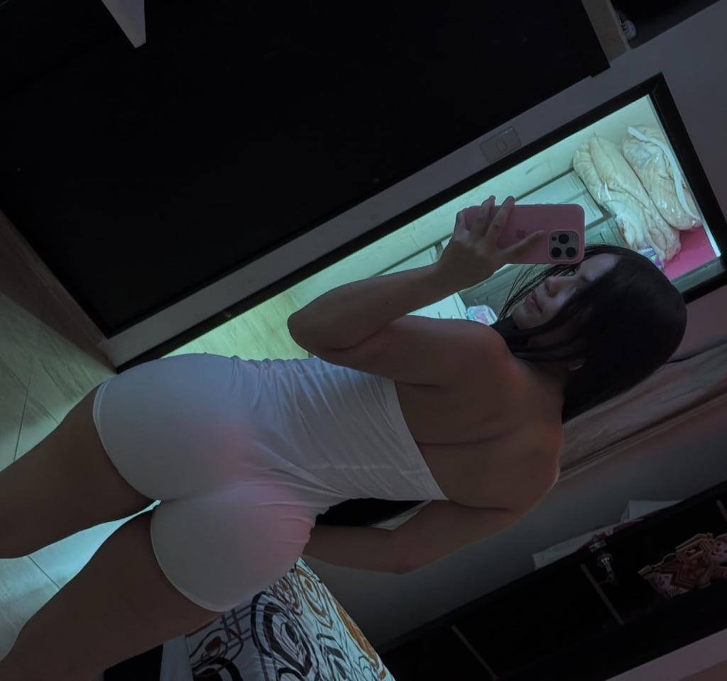 683629582: Chica busca chico en Huelva