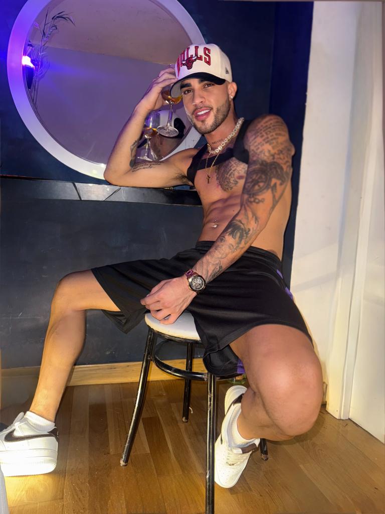 Chico busca chica en Barcelona: 