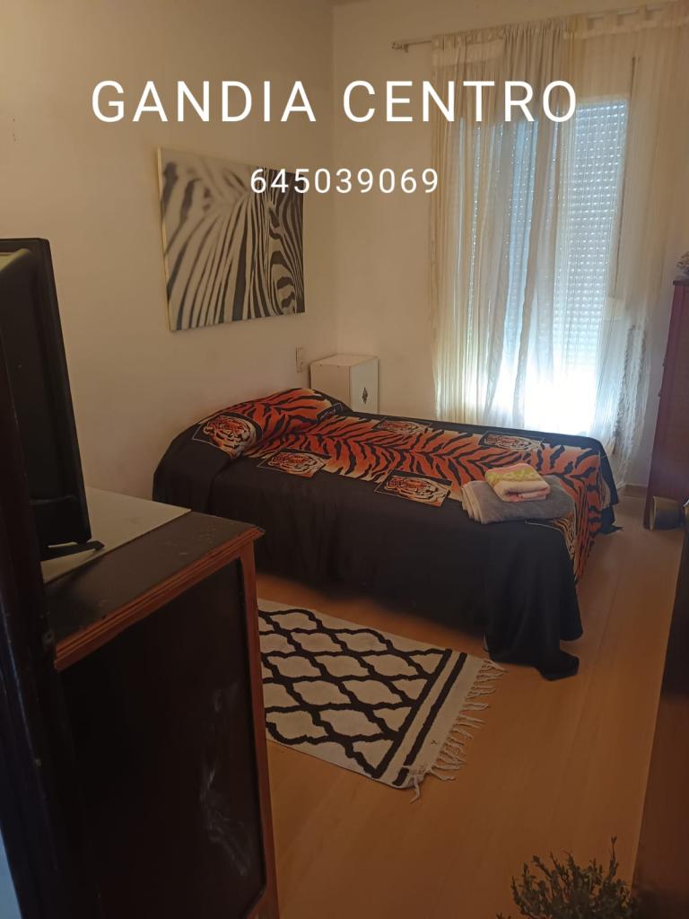 Chica busca chico en Valencia: 