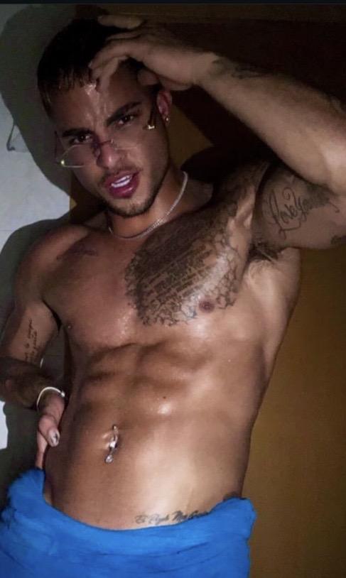 607505603: Chico busca chica en Barcelona