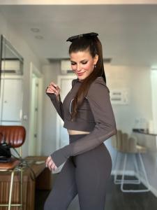 614683594: Chica busca chico en Alicante