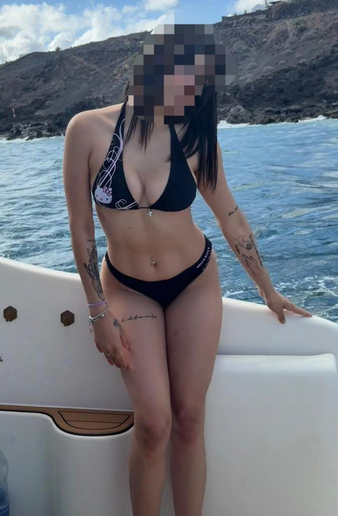 Chica busca chico en Tenerife: 