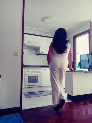 641113824: Chica busca chico en La Coruña