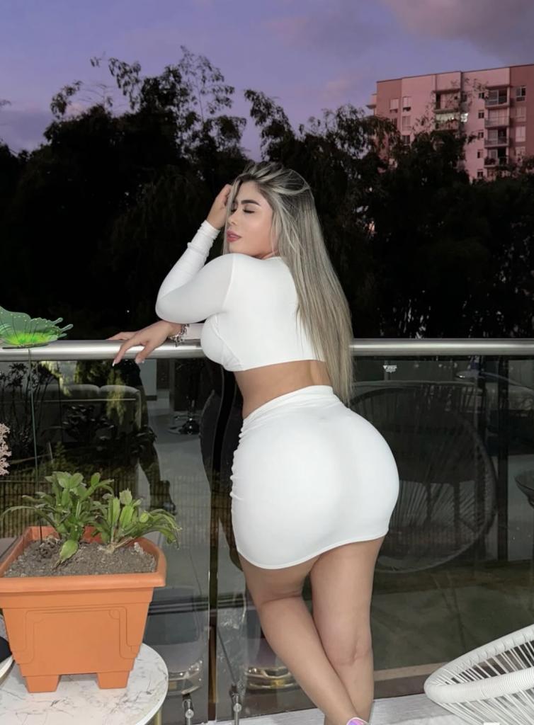 613910220: Chica busca chico en Almería