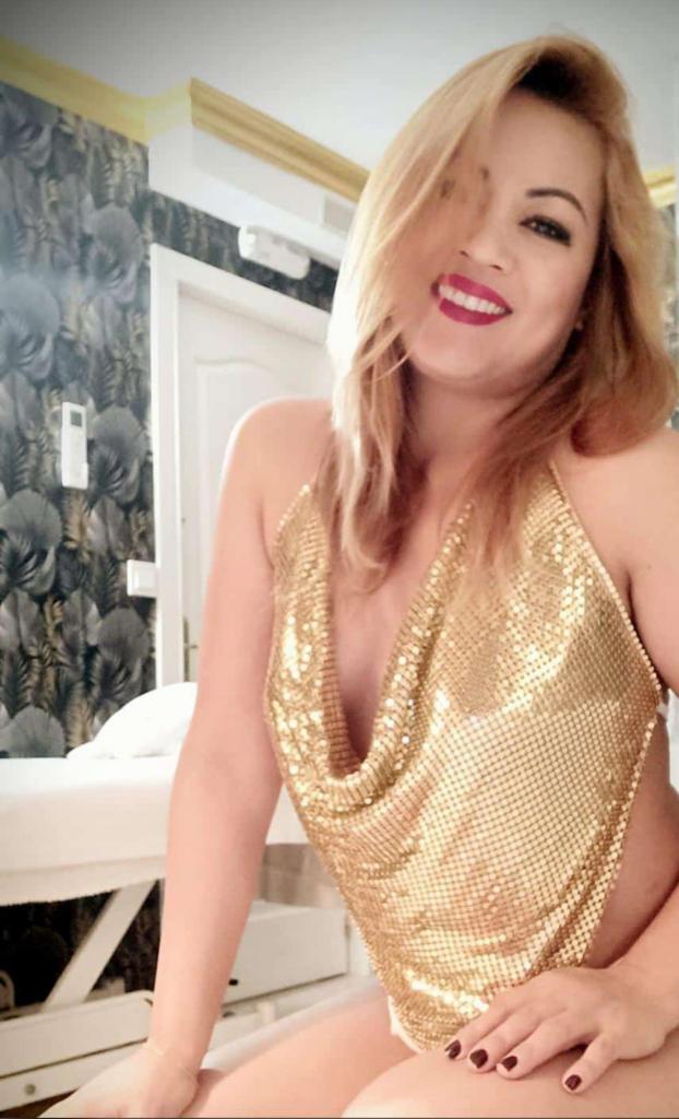 604132816: Chica busca chico en Málaga