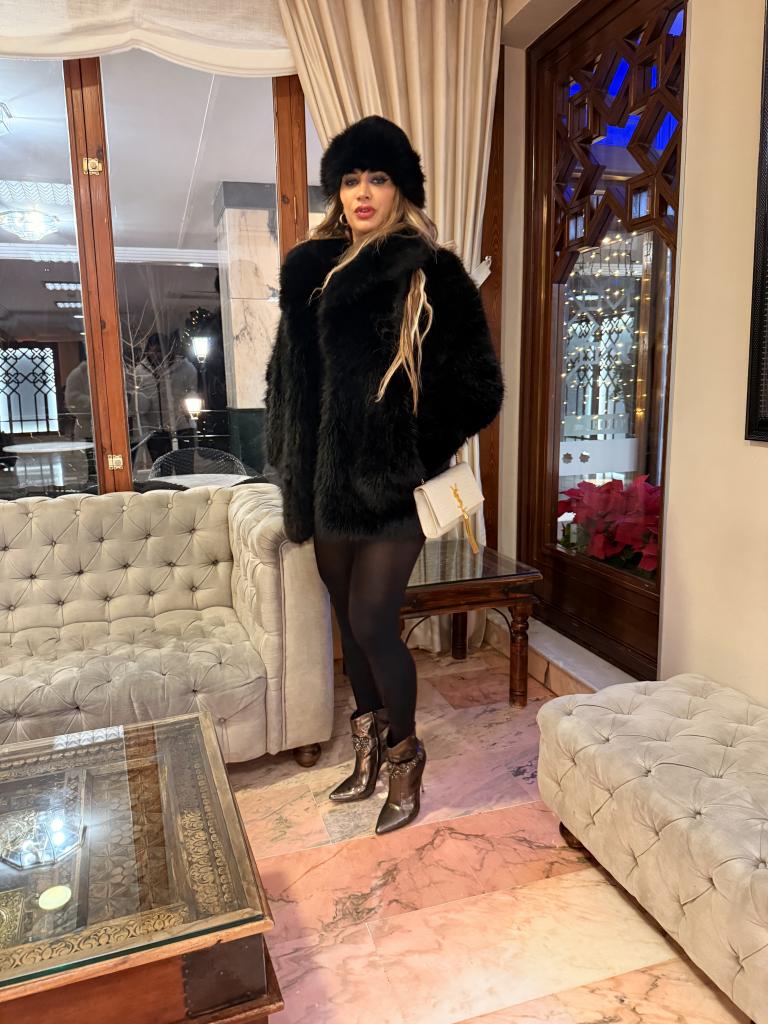 692368739: Chica busca chico en Alicante