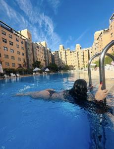 642881926: Chica busca chico en Sevilla