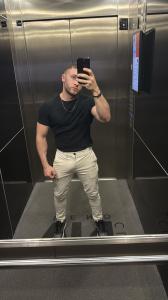 610290534: Chico busca chica en Barcelona