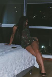 664282904: Travesti en León