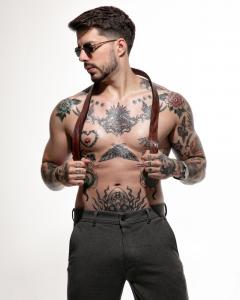 695355217: Chico busca chica en Barcelona