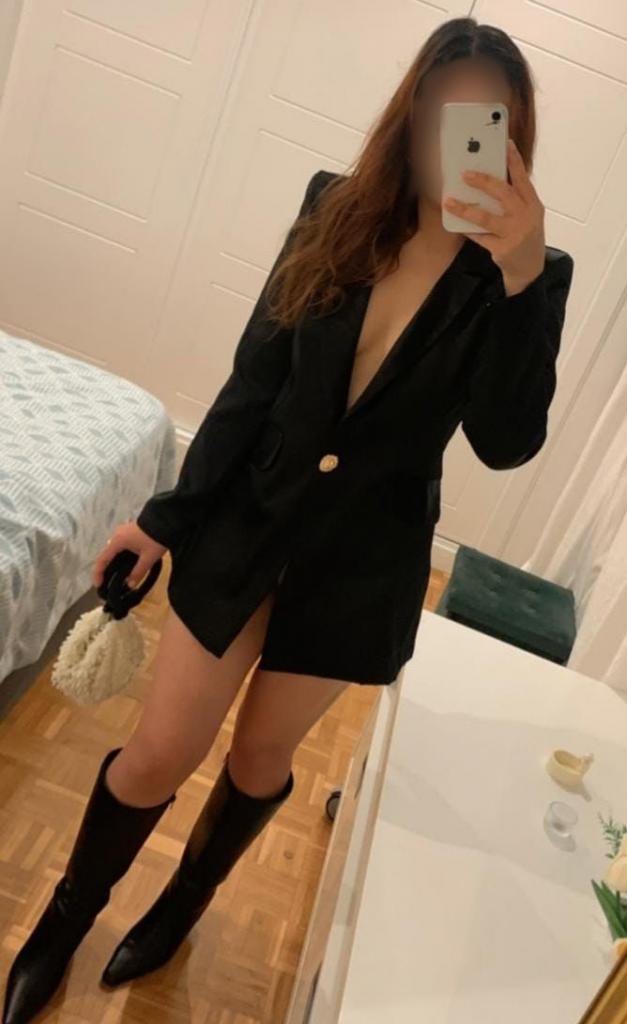 611216181: Chica busca chico en La Coruña